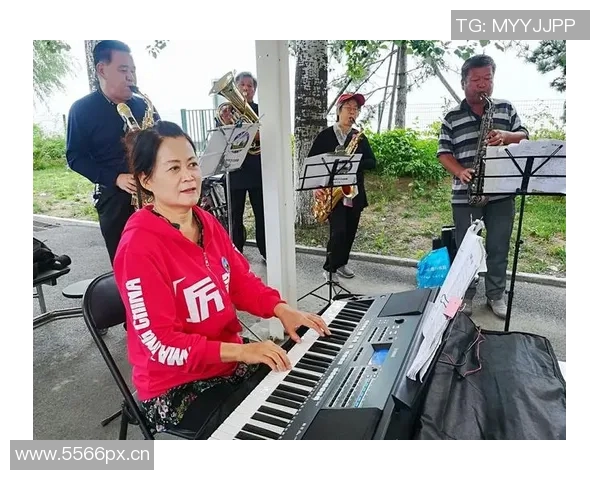 艺高人胆大!最后22s卡特-布莱恩特持球顶人干拔三分 助队反超! 艺高人胆大!最后22s卡特-布莱恩特持球顶人干拔三分 助队反超!