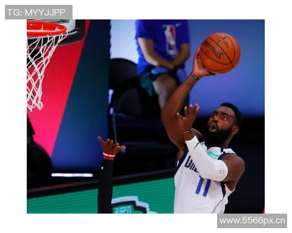 内线绞杀战！戴维斯能否独扛猛龙三叉戟？独行侠主场背水一战