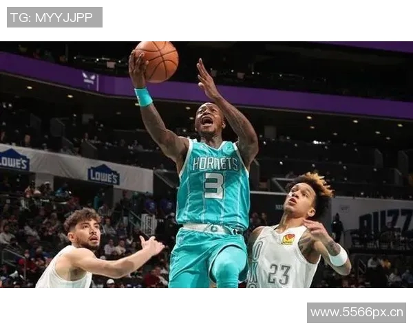 迅速调整!吉迪半场8中4拿到12分2板6助1帽 正负值达+15 迅速调整!吉迪半场8中4拿到12分2板6助1帽 正负值达+15